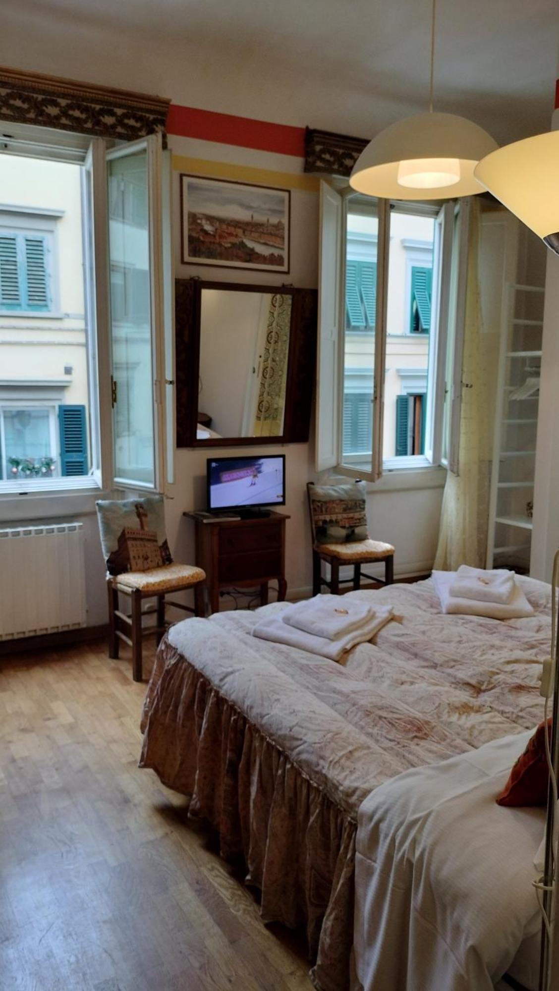 Tre Gigli A Firenze, 5 Minutes From Station, Via Palazzuolo 55 Bed & Breakfast Room photo