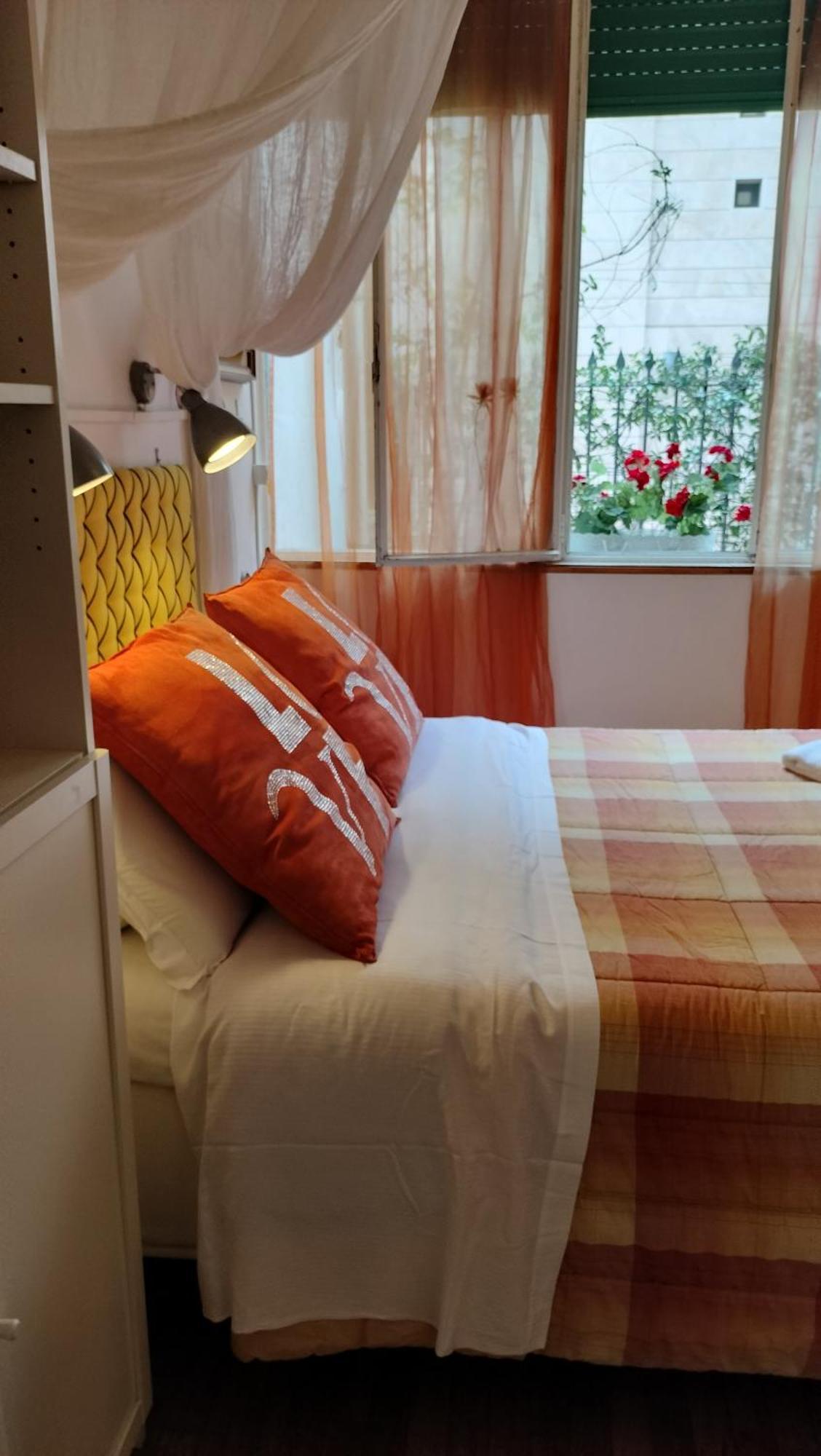 Tre Gigli A Firenze, 5 Minutes From Station, Via Palazzuolo 55 Bed & Breakfast Room photo